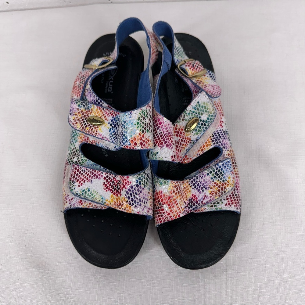 Flexus by Spring Step size 39 Rainbow Embossed Snake Print Leather Sandals